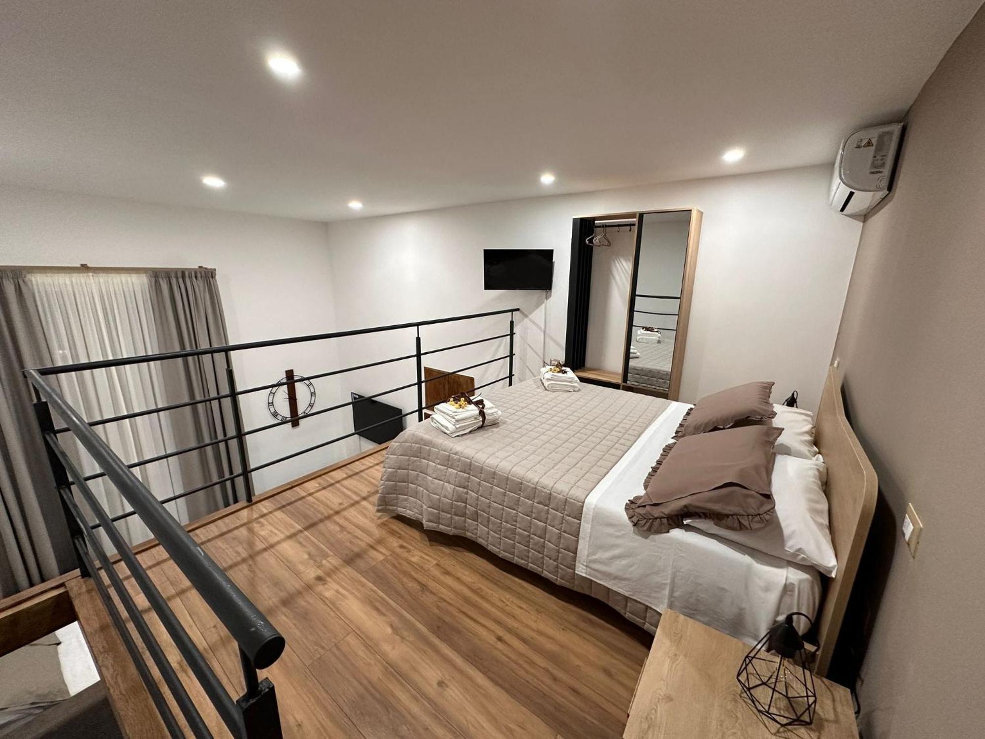 Appartement Le Radici Di Parthenope à Naples Extérieur photo