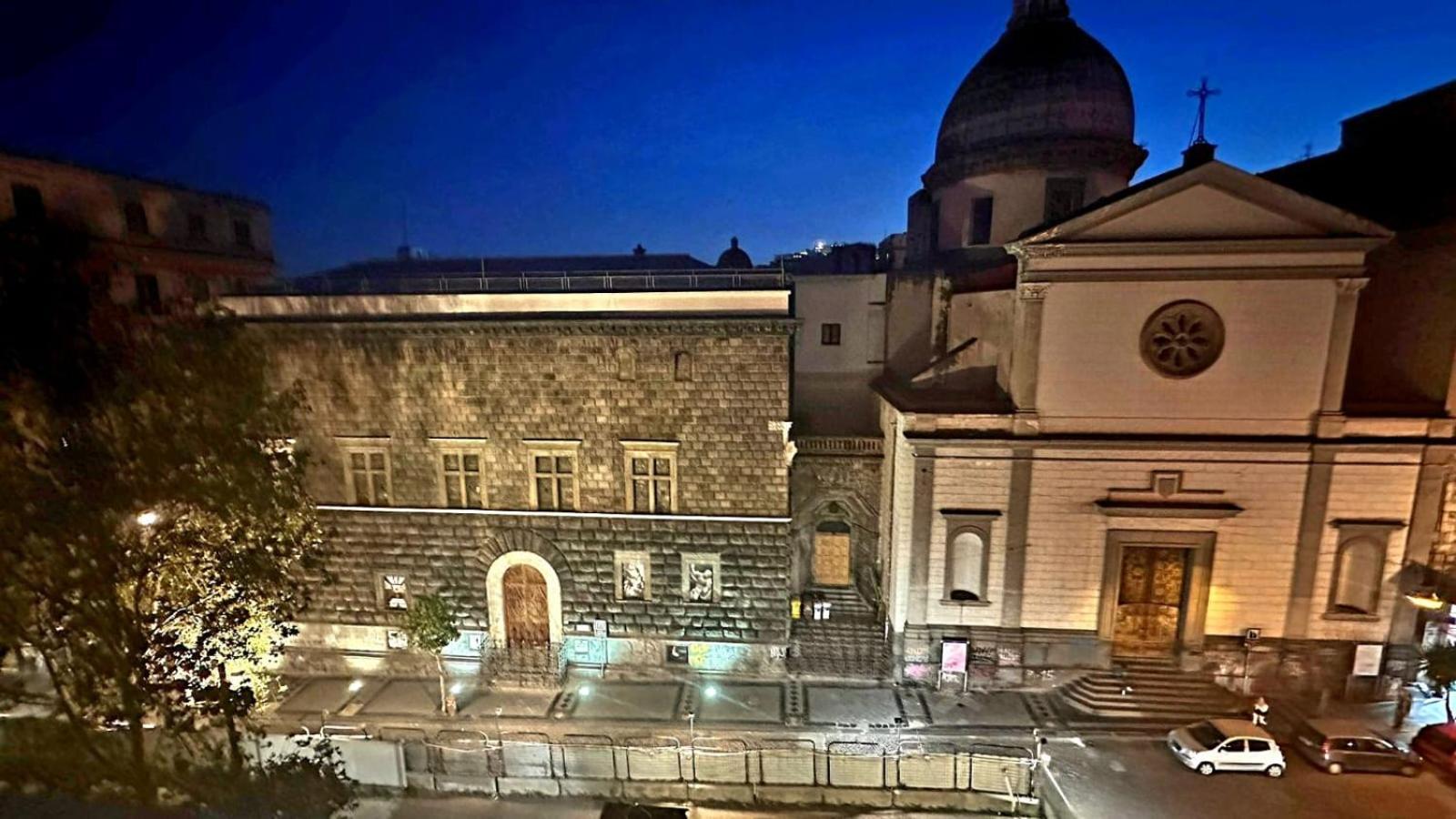 Appartement Le Radici Di Parthenope à Naples Extérieur photo
